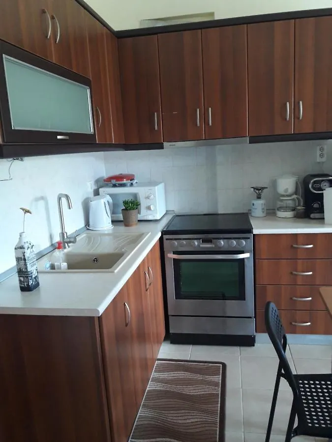 M&J Apartments Nikiti